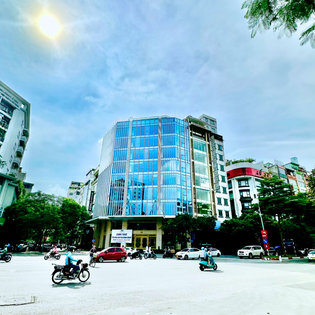 Báo Dân trí đưa tin về chương trình tặng