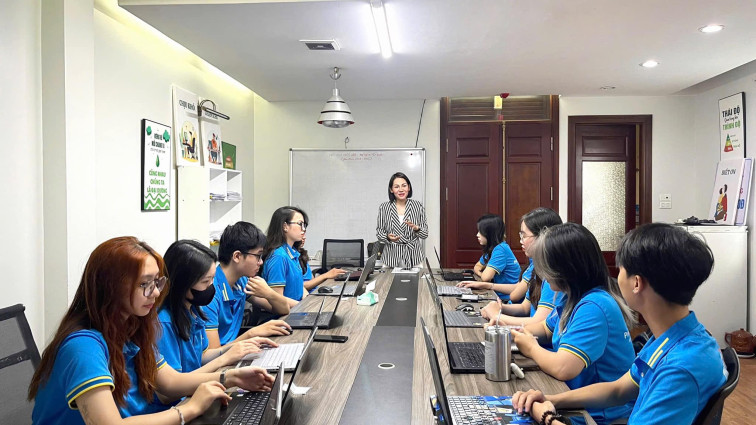 Buổi Họp Đầu Tuần – Khởi Đầu Mới Năng Động!